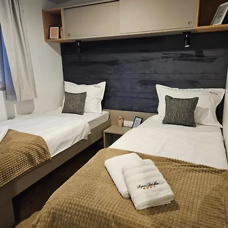 Camping Mobile Peponi Del Mar, Brand New Biograd Na Moru