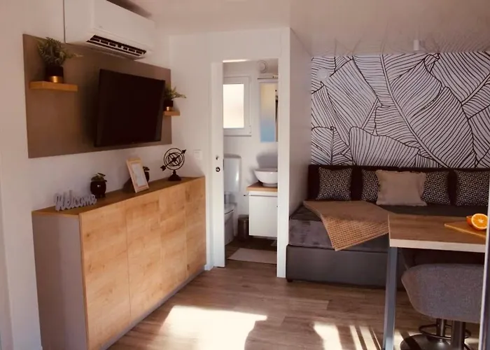 Mobile Peponi Del Mar, Brand New