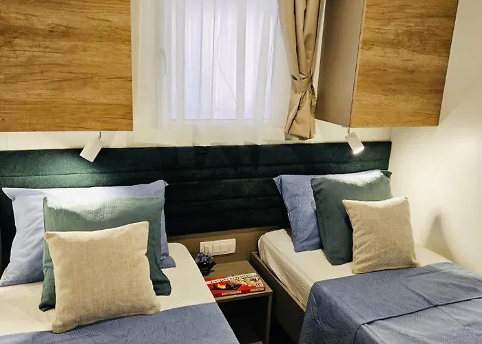 Mobile Peponi Del Mar, Brand New Camping *